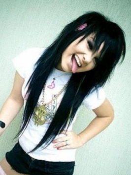 brookelle-bones_1.jpg